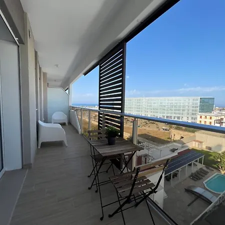 The #4 Howme Apartment *