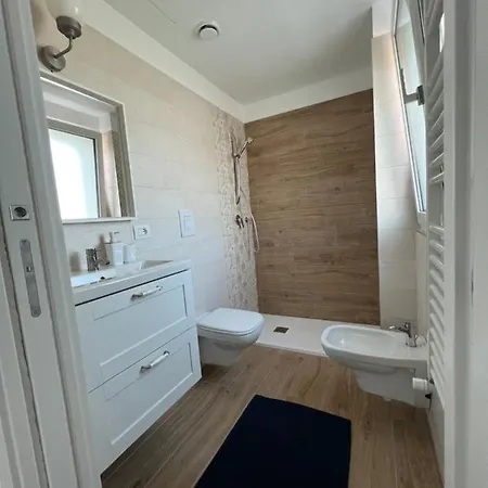 Apartament The #4 Howme Bari